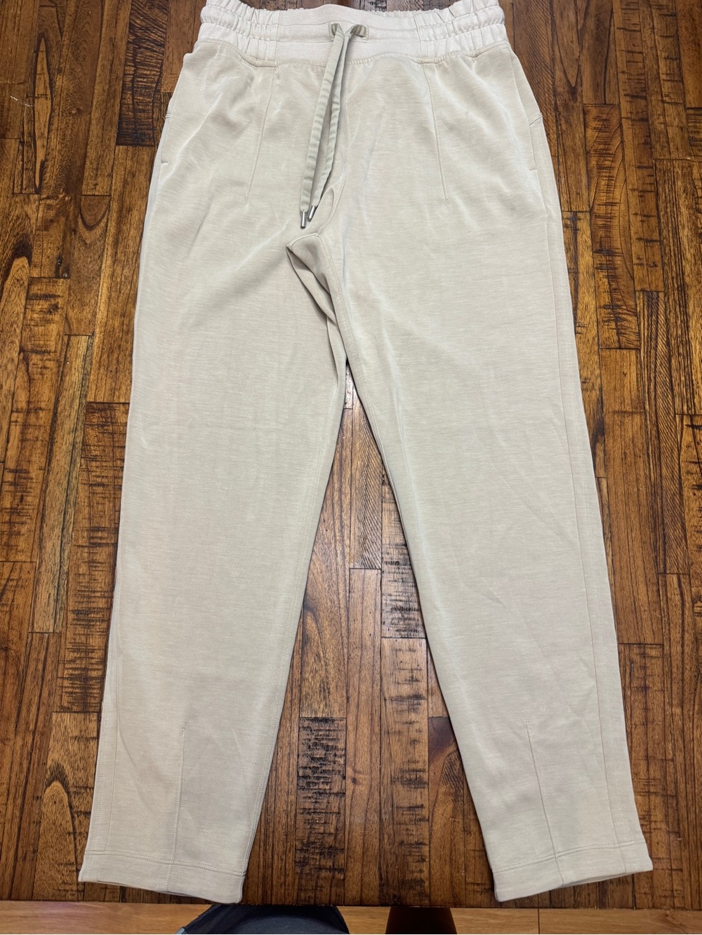 Lululemon Casual Drawstring Pants in Light Beige **flaw No Size Tag